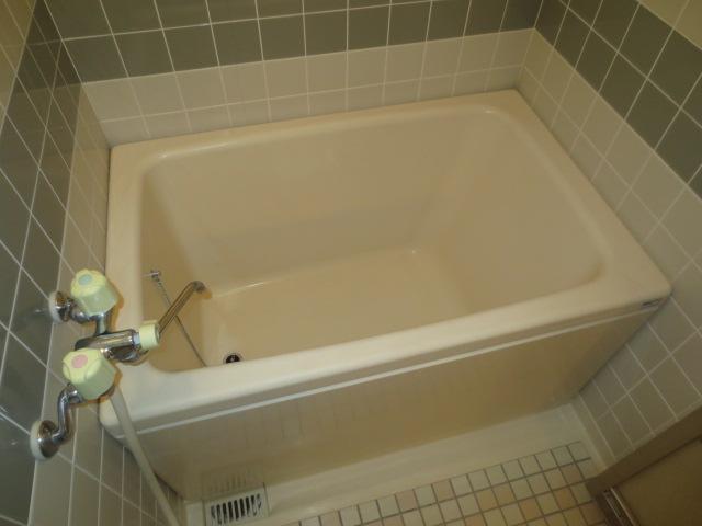 Bath. Bathroom