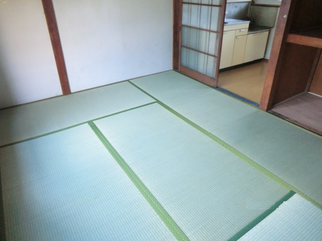 Living and room