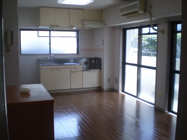 Living and room