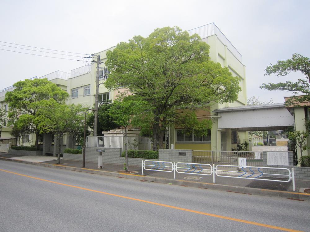 Primary school. Harue until elementary school 629m