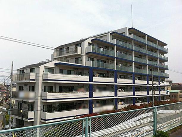 Local appearance photo. Shinkoiwa Station a 10-minute walk