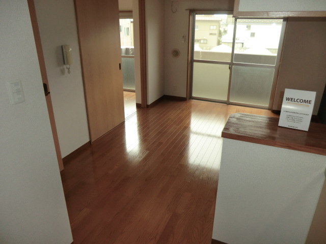 Living and room