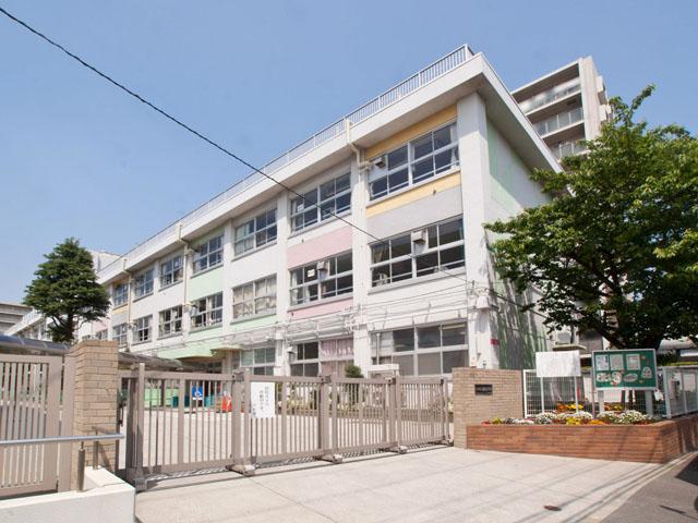 Primary school. 620m to Edogawa Ward Shinozaki Elementary School