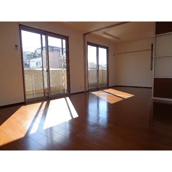 Living and room