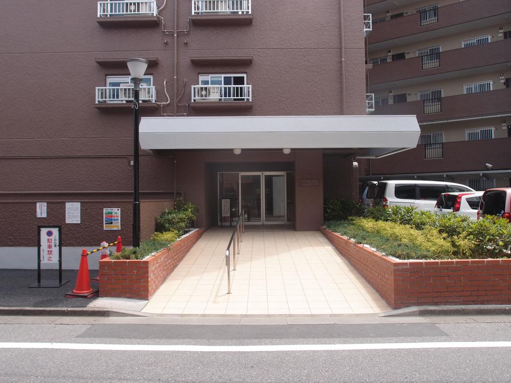 Entrance. Building entrance