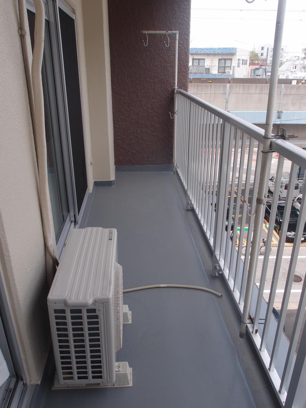 Balcony. Balcony (eastward)