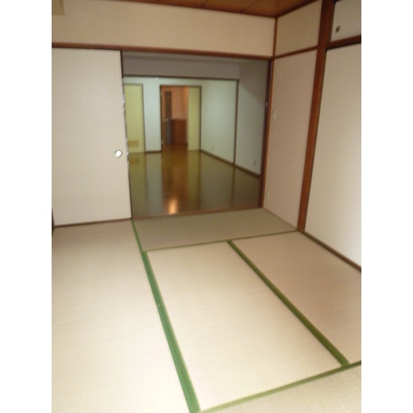 Living and room