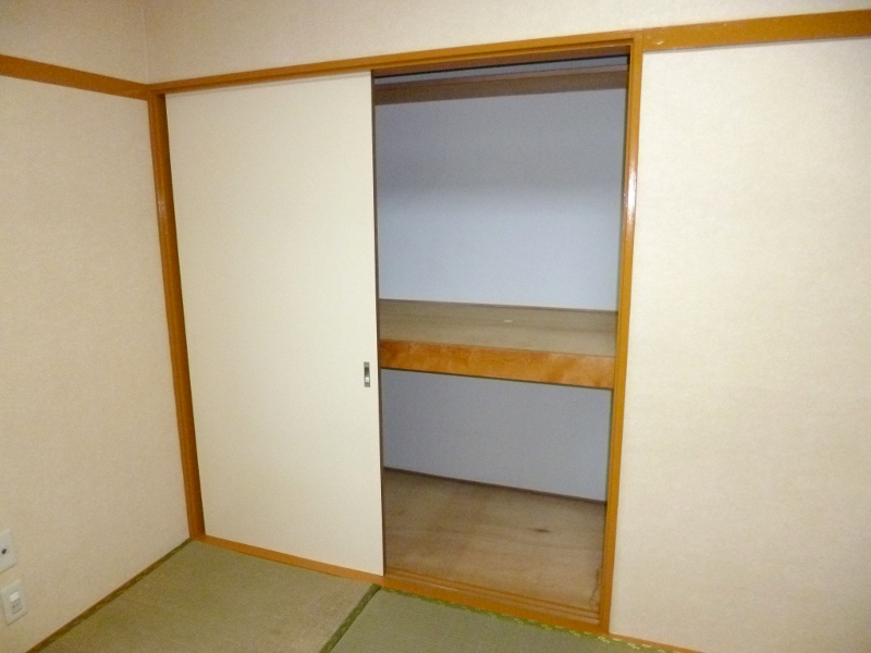 Receipt. Armoire