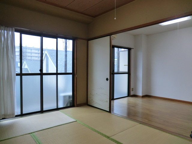 Living and room