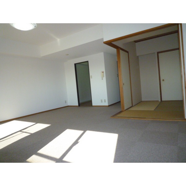 Living and room