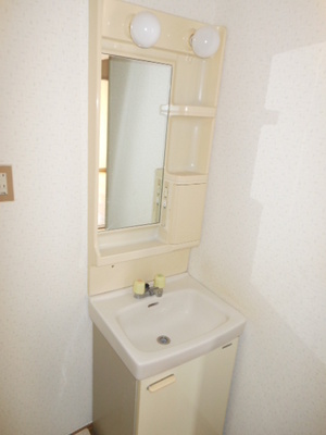 Washroom. Washroom