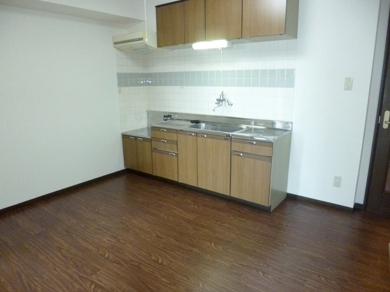 Kitchen. DK