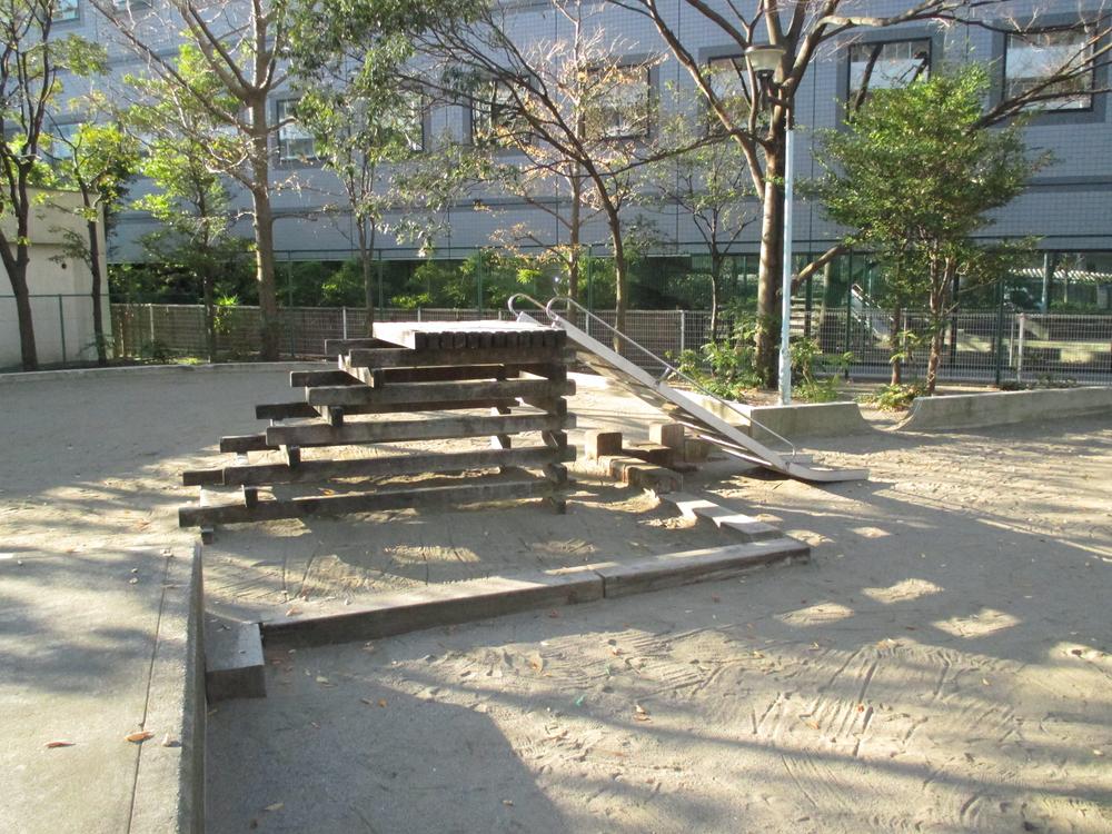 Other local. Local (12 May 2013) Shooting