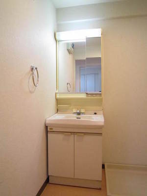 Washroom. Washroom