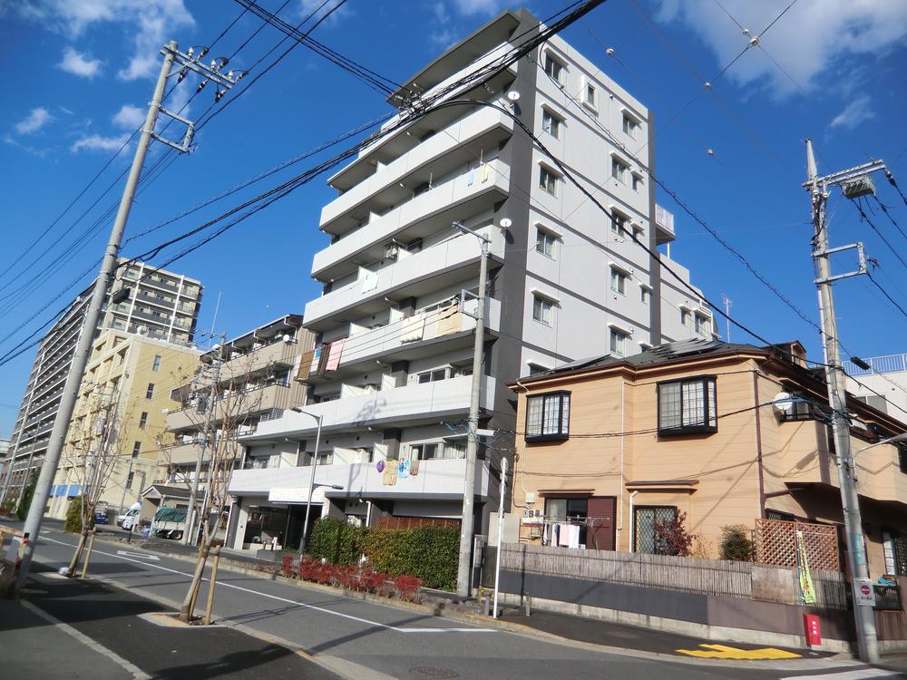 Local appearance photo. Good positive per As you can see, In the interior renovation completed, You can move with no difference in level to each room from the front door.