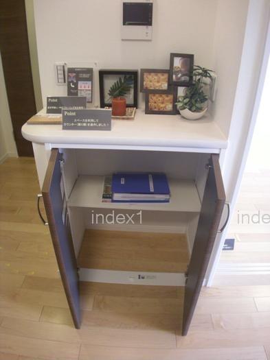 Receipt. It is also safe when sudden visitor in with a TV monitor Hong!