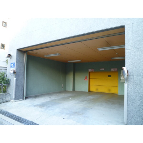 Parking lot