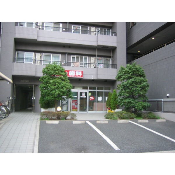 Parking lot