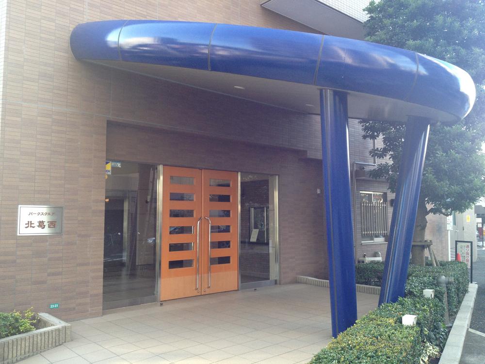 Entrance. Common areas