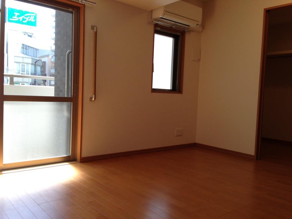 Living and room