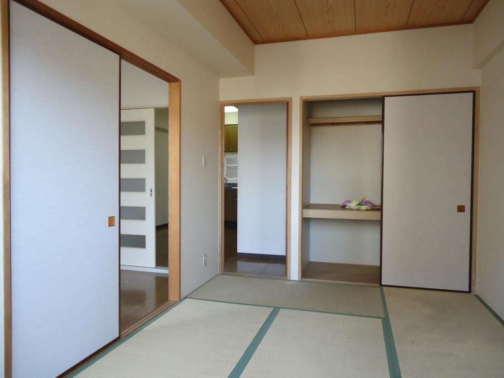 Living and room