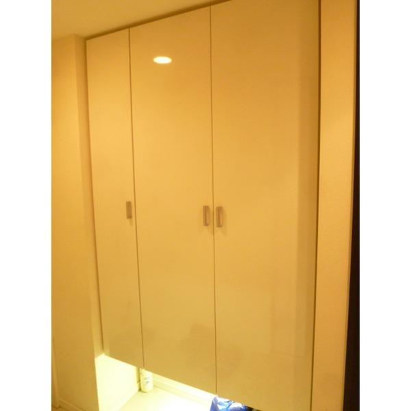 Receipt. Storage abundant cupboard