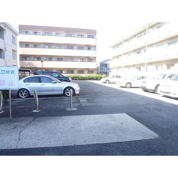 Parking lot
