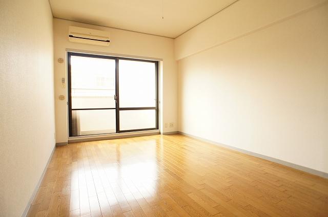 Non-living room. Western-style 8 tatami