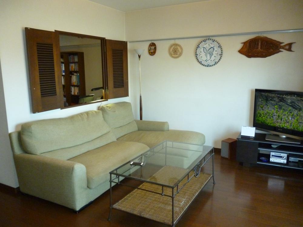 Non-living room. Working spaces and living (12 May 2013) Shooting  ※ Furniture is not included in the sale price.