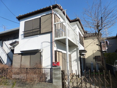 Building appearance. Tama is a single-family cemeteries Station walk quarter
