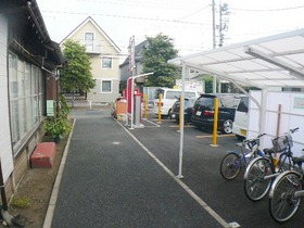 Other common areas. There are bicycle parking lot