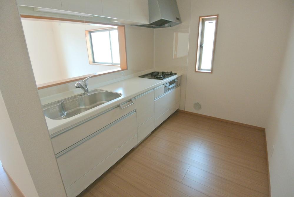 Kitchen. Indoor (September 2013) Shooting