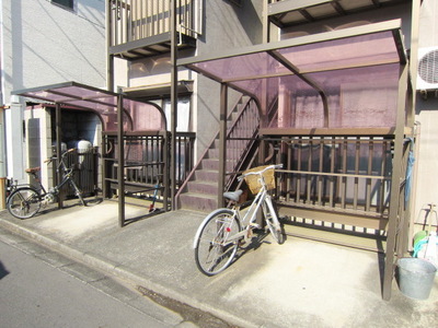 Other common areas. It is a roof with bicycle parking