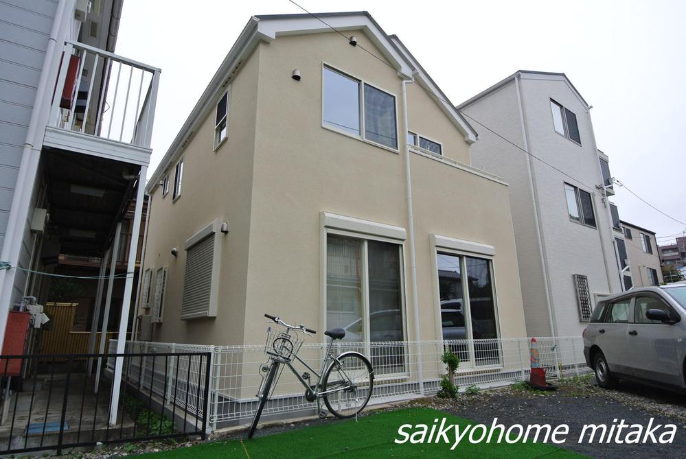 Local appearance photo. local