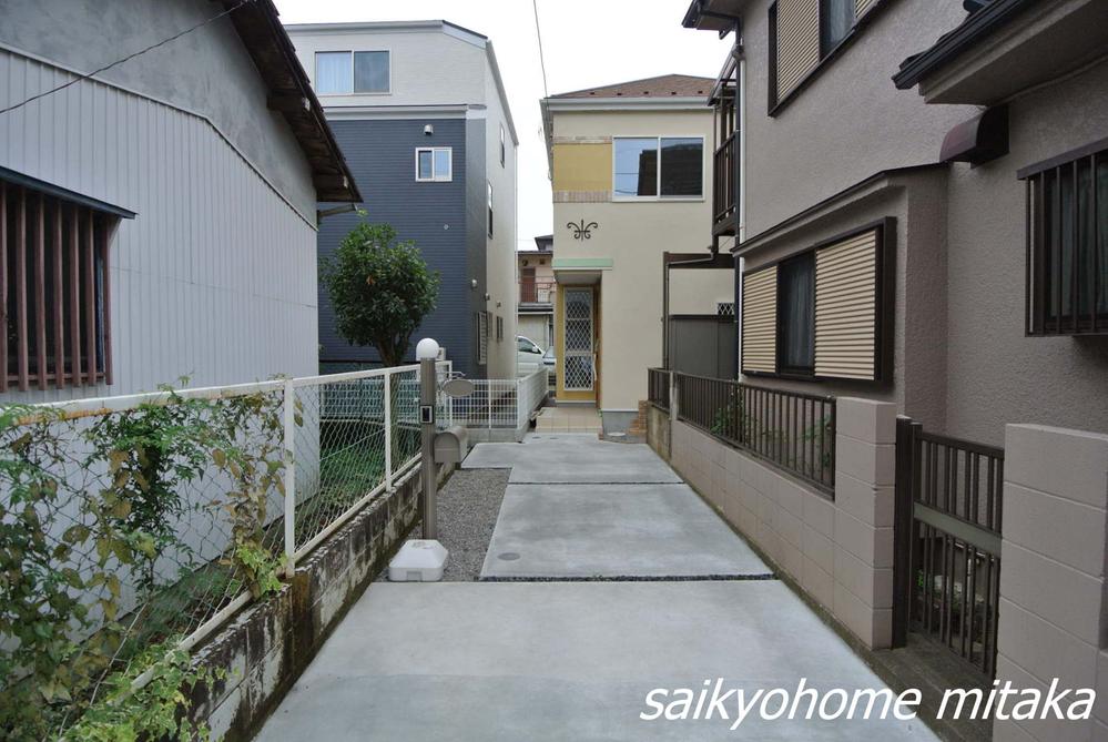 Local appearance photo. local