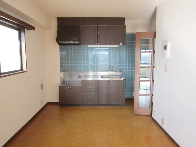Living and room. We are living the bright two-sided lighting