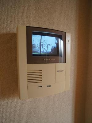 Security. Peace of mind can come suddenly visitors in with a TV monitor interphone equipped ◎