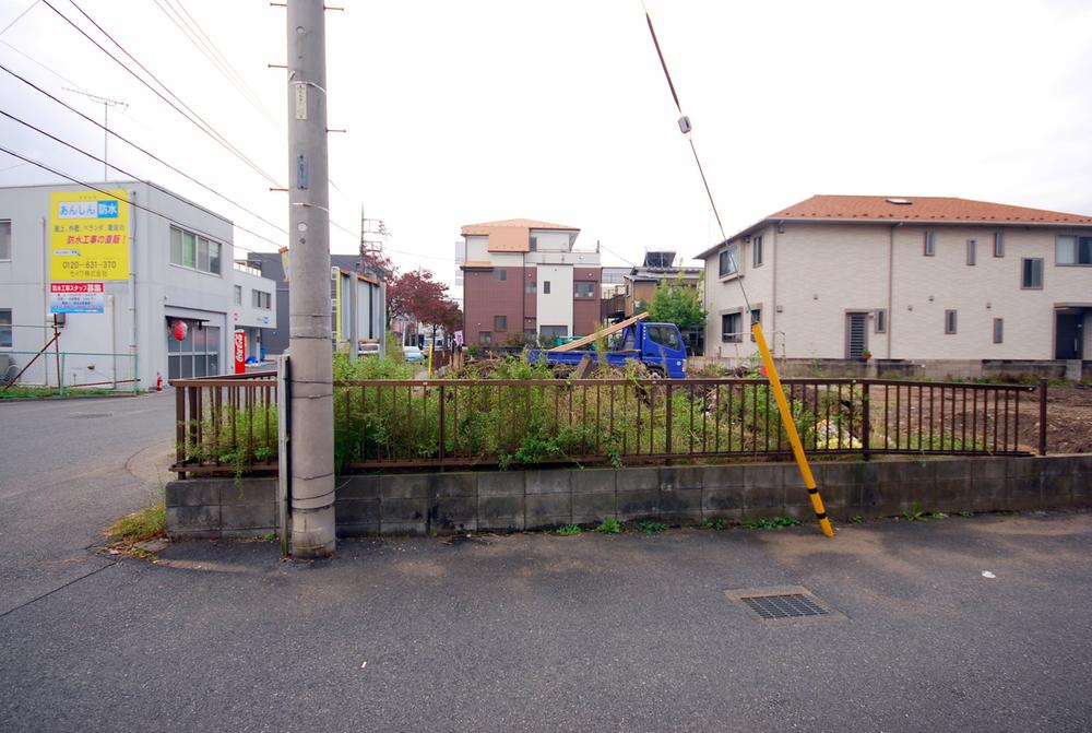 Local appearance photo. Local (10 May 2013) Shooting