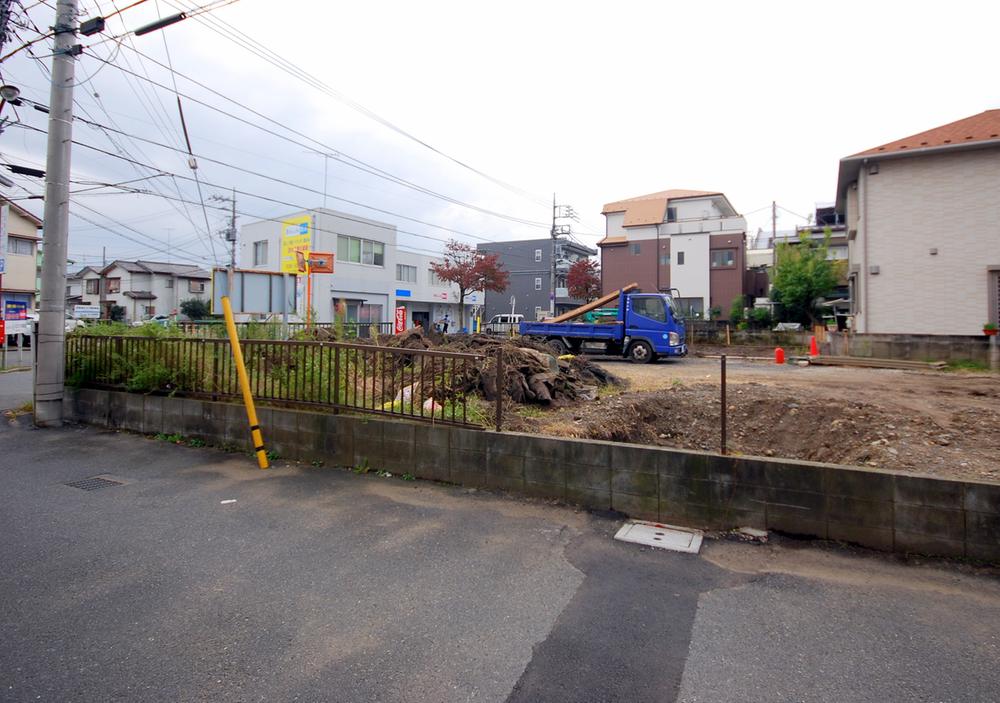 Local appearance photo. Local (10 May 2013) Shooting