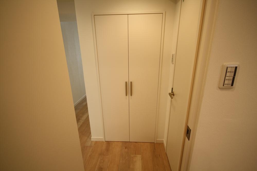 Receipt. Local (11 May 2013) Shooting