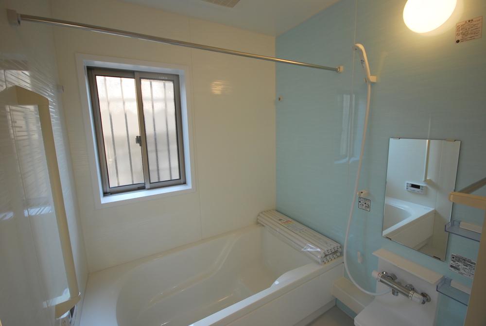 Same specifications photo (bathroom). Example of construction