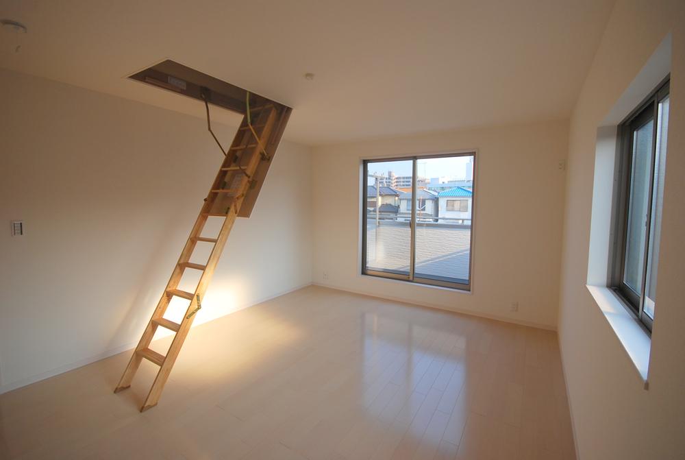 Same specifications photos (Other introspection). Example of construction