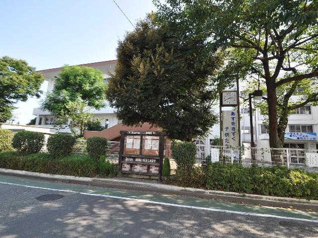Primary school. Yazaki to elementary school 564m