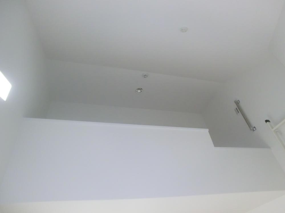 Receipt. ○ attic storage