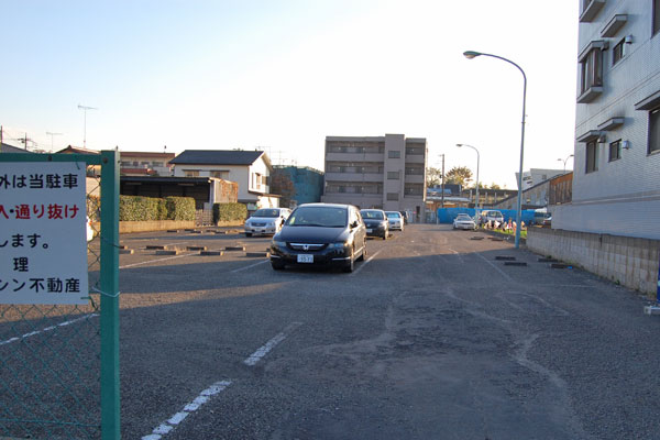 Parking lot. Nearby parking From 10,000 yen per month