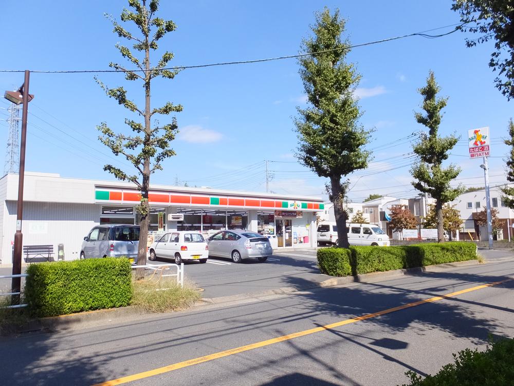 Convenience store. Thanks 320m to Fuchu Asama-cho shop