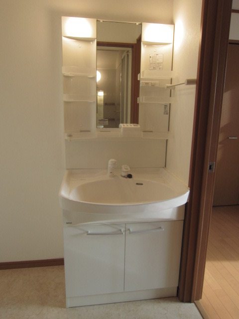 Washroom. It is also a convenient morning of the dressing in a separate wash basin