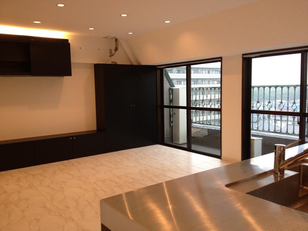 Living. Room (May 2013) Shooting