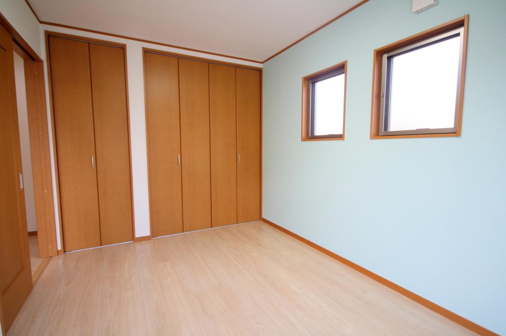 Non-living room. Local (11 May 2013) Shooting