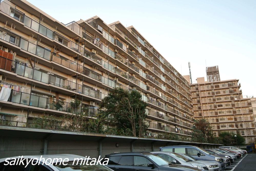 Local appearance photo. local